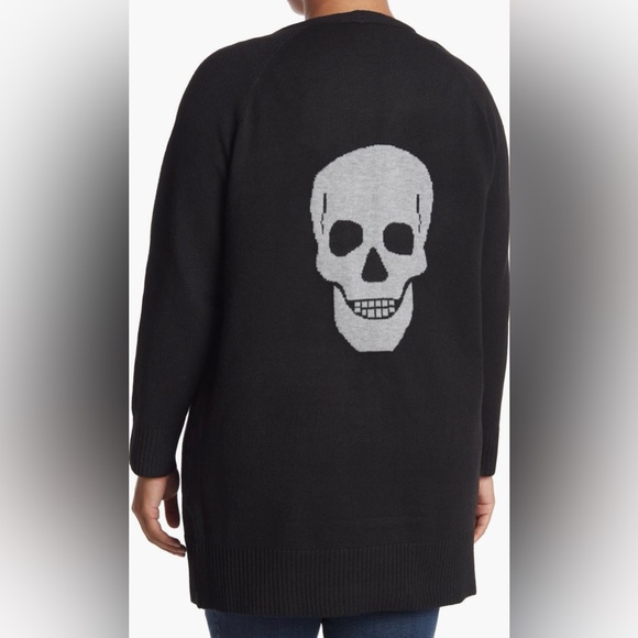 Skull Cardigan 💀 - Picture 4 of 7